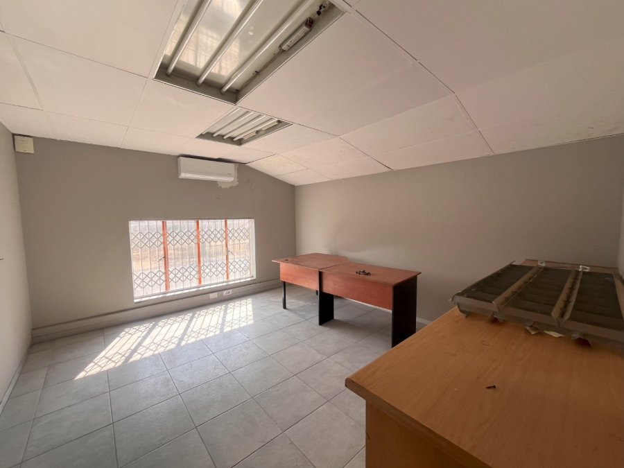  Bedroom Property for Sale in Oos Einde Free State
